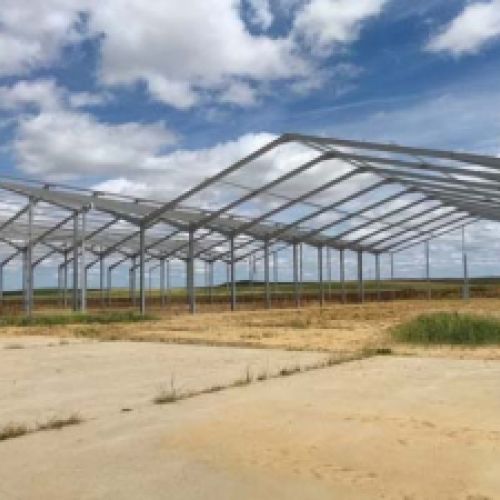 Construcción de naves en Castroverde de Campos