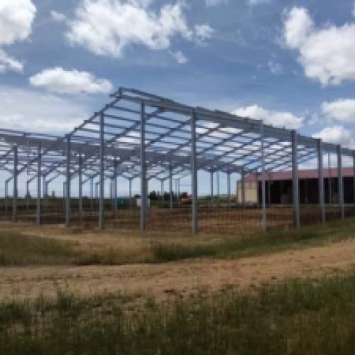 Estructura principal de las naves de Castroverde de Campos