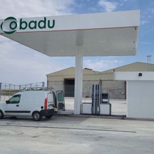 Zona de repostaje de la gasolinera Cobadu